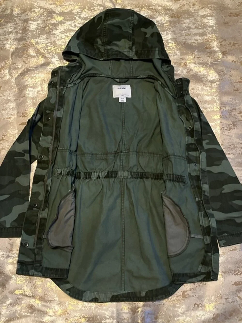 Old Navy Camo Jacket Coat Girls MEDIUM 8 Drawstring Waist Hood Utility